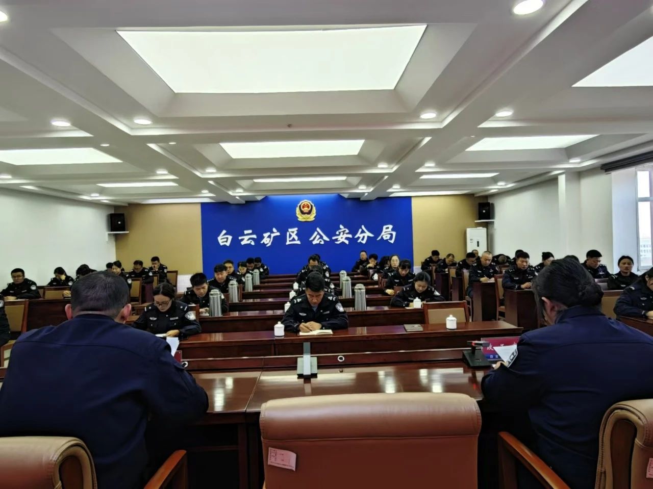 【警察协会】包头市白云鄂博矿区警察协会第一次会员代表大会顺利召开22.jpg