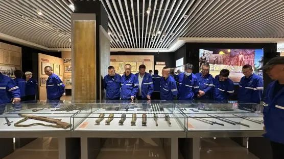 【基层动态】内蒙古鄂博智造科技有限公司党委赴百灵庙开展主题党日11.jpg