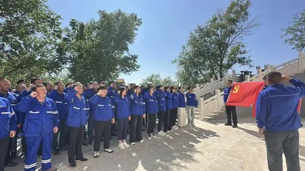 【基层动态】内蒙古鄂博智造科技有限公司党委赴百灵庙开展主题党日33.jpg
